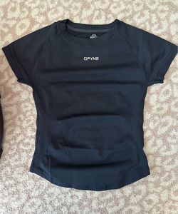 DFYNE Black Gym Top size M $25 **READ DESCRIPTION**