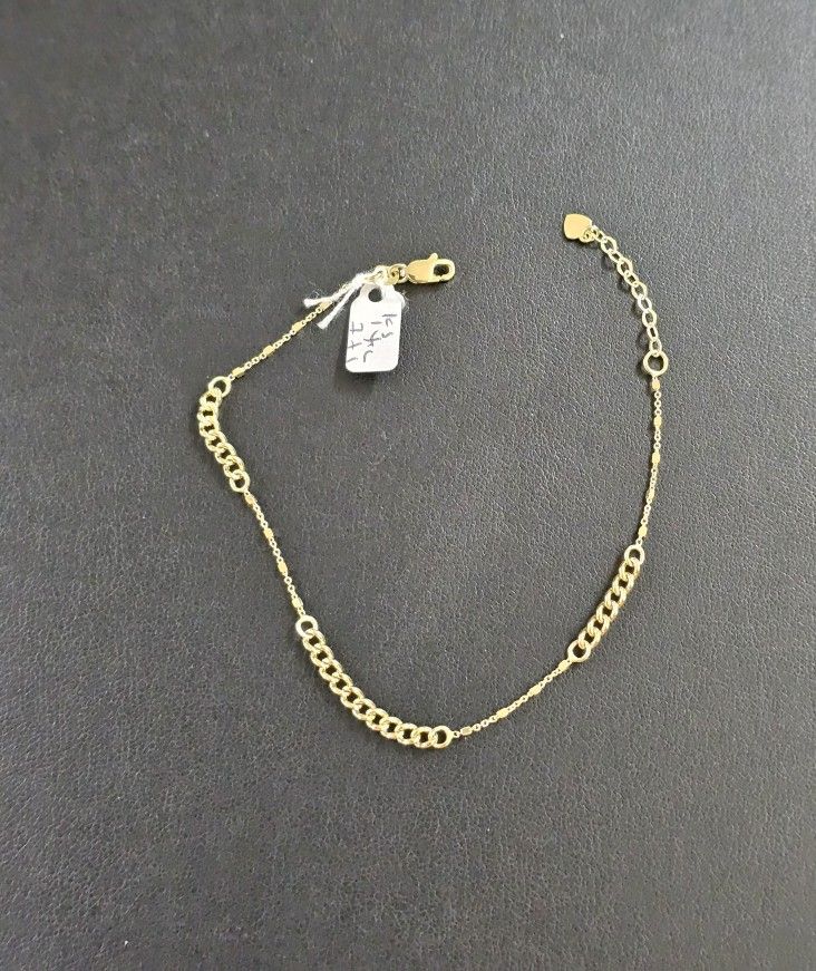 14k Gold Bracelet 7 Inch