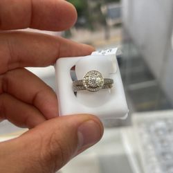 10 Karat diamond gold ring 0.52ct