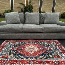 Cindy Crawford Signature Home Collection Sofa Including Matching Pillows And Delivery