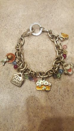 Bracelet