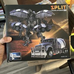 Transformers Devastator Devil Savior Split Mixmaster