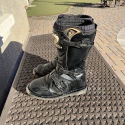 MX Boots Size 6