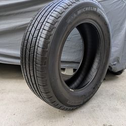 265/60/18 Tire
