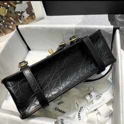 Louis Vuitton Purse for Sale in Cypress, TX - OfferUp