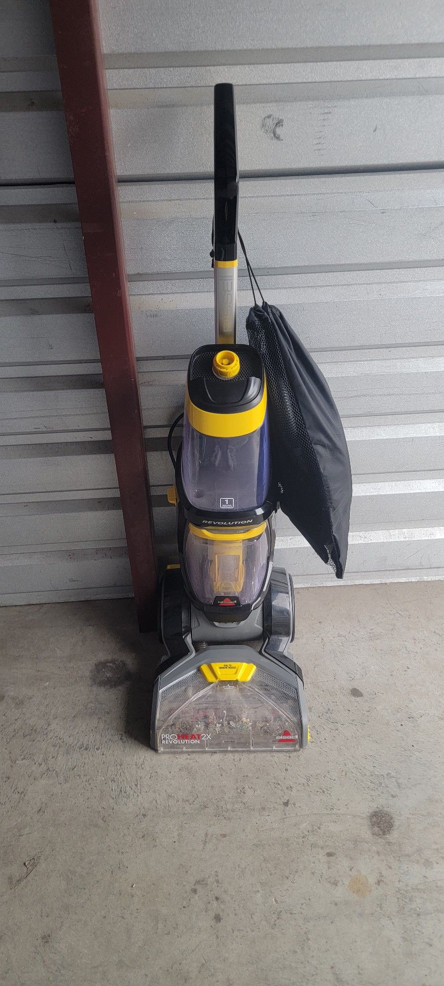 Bissell Pro heat
2x Revolution Advanced Carpet Cleaner 1551