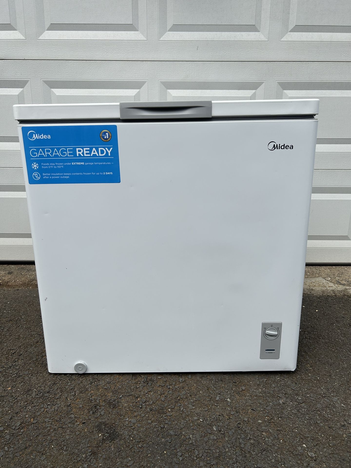 Midea Chest Freezer  7 cu ft!, Roselle NJ