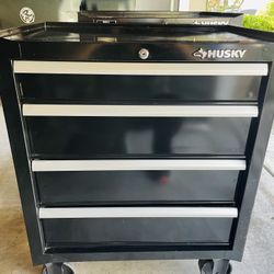 HUSKY TOOL BOX 4 Drawers Glossy Black