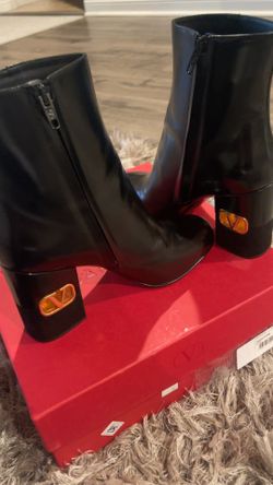 Valentino Black Boots Sz 39.5 Us 