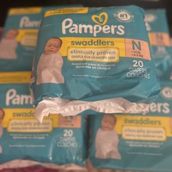 Pampers Diapers Swaddled newborn Size