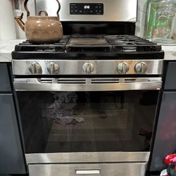 GE Stove 