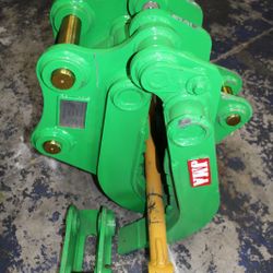 Excavator Volvo ECR88 Manual Grapple 25" width. PIN 60 MM Machine: 7-15 Tons.