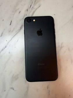 Apple iPhone 7 32GB factory unlocked