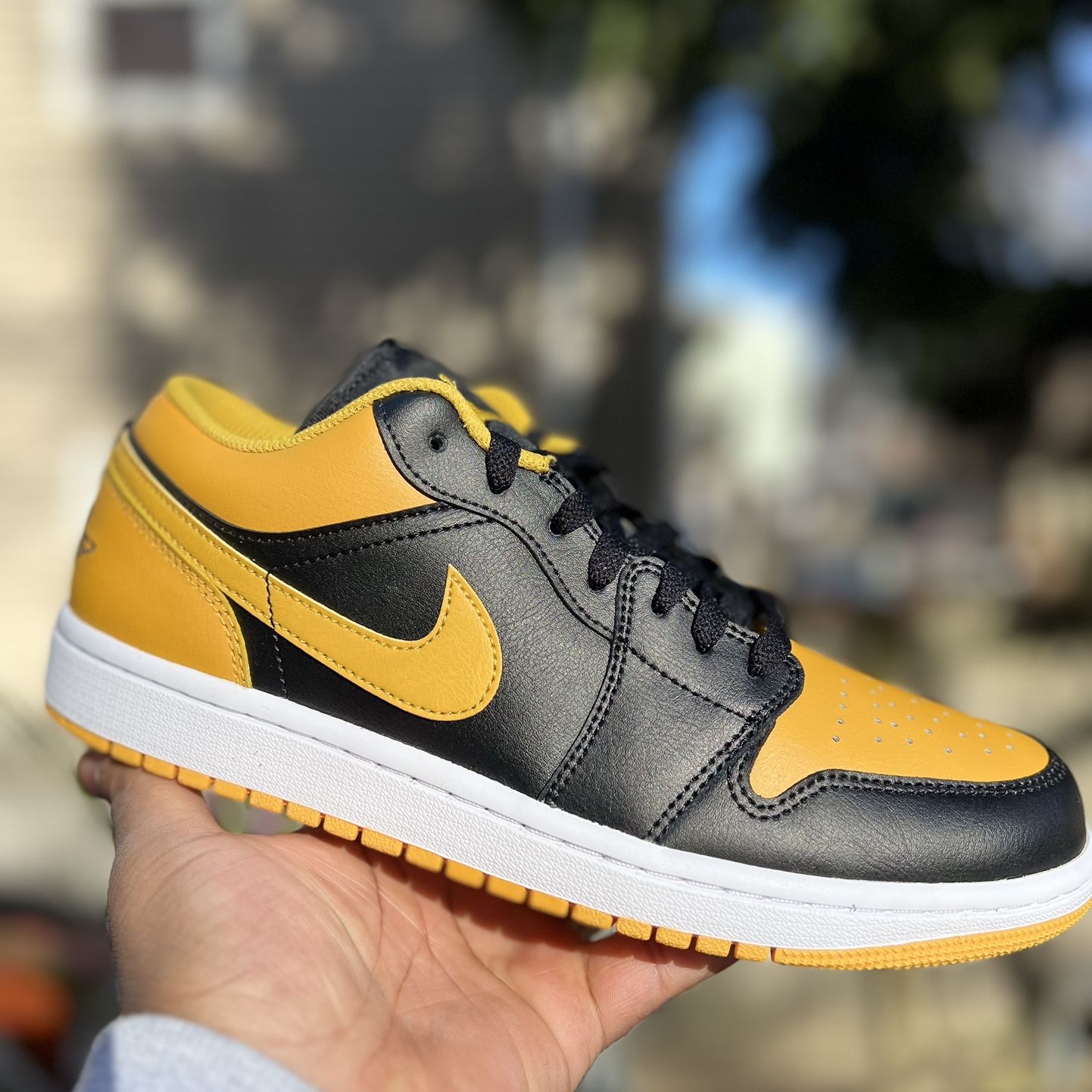 ★ナイキ★Jordan1 Low\" Yellow Ochre\" 553558-072★追跡可 Jordan 1 Low 'Yellow Ochre' - Air Jordan - 553558 072