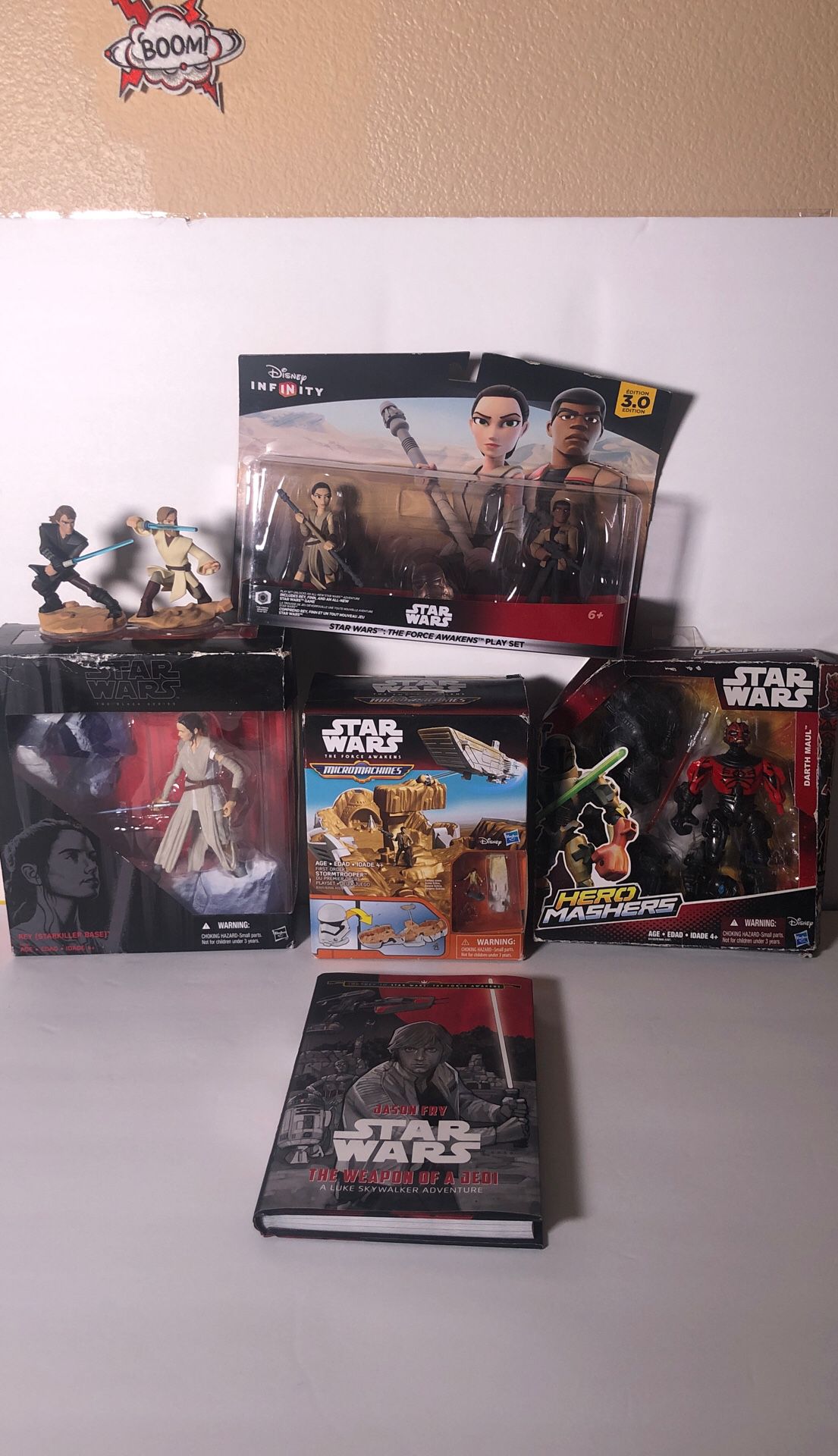 Lot Of Star Wars Toys & Figures!!
