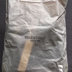 Essentials shorts, black, size medium