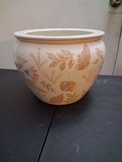 Chinese Porcelain Bowl-Planter $35 Dlls.