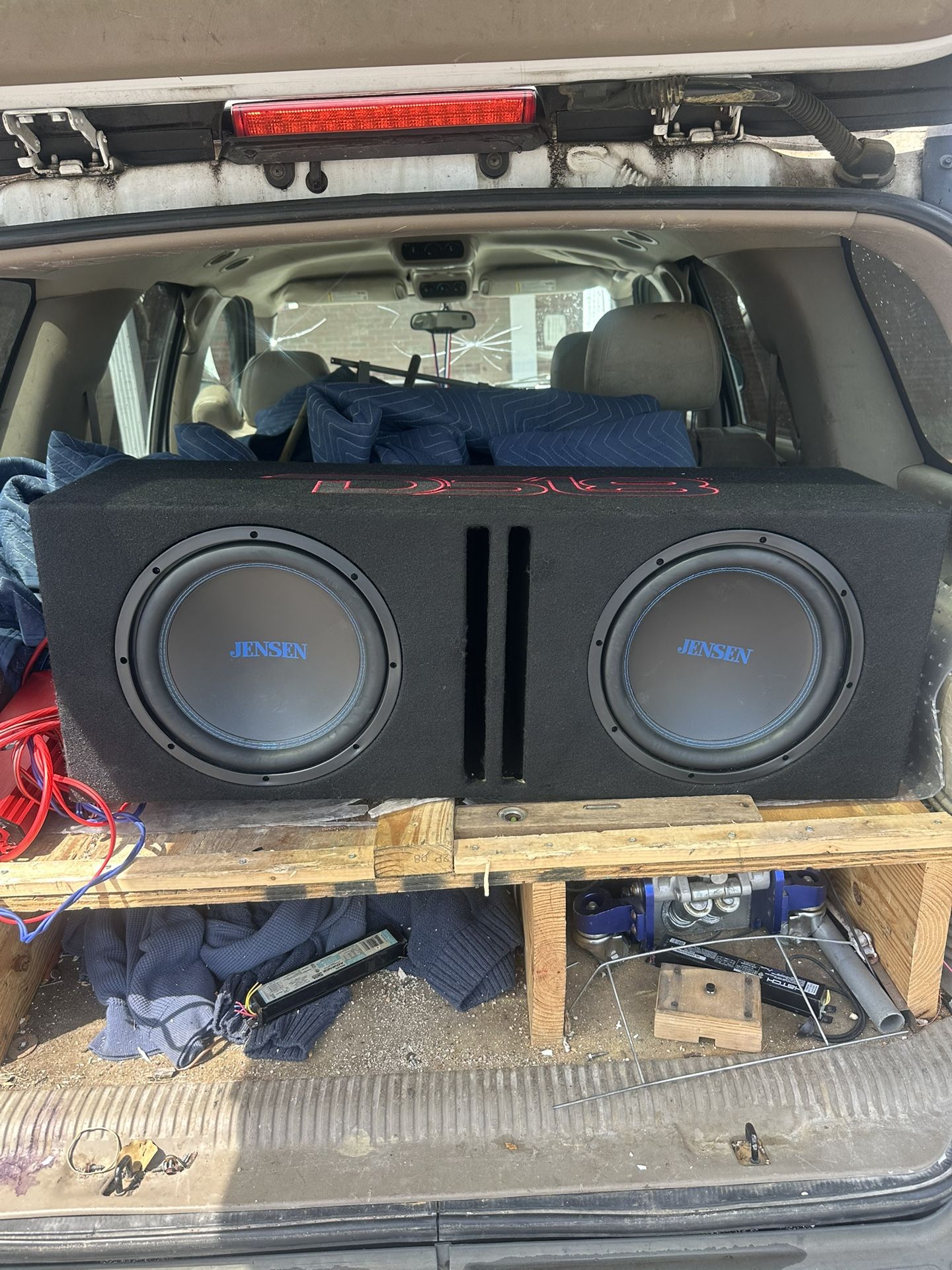 2 12’s And 1500w Amp