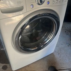 La Vadora Y Secadora 