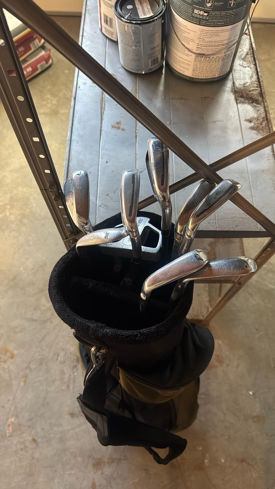 Taylor Made Golf Set