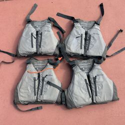 4 Life Jackets Adults Size