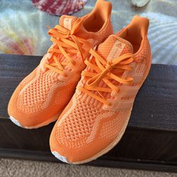 Adidas Ultra boost 5.0 DNA 