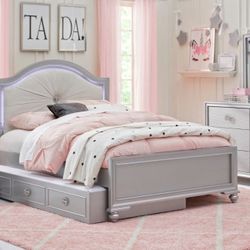 Silver Bedroom Set - 5pc