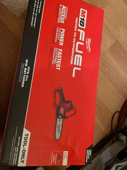 Milwaukee m18 fuel 8” pruning chainsaw