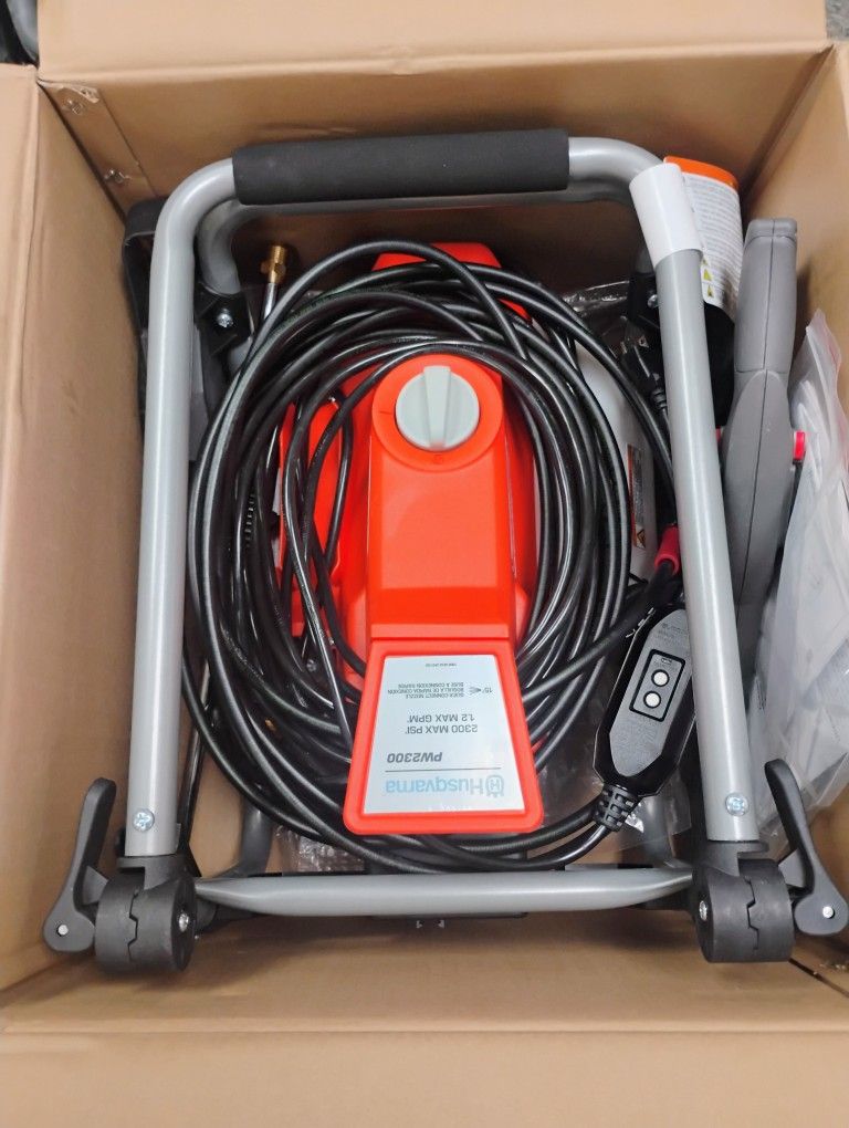 Husqvarna Pressure Washer 2300 Max PSI 1.2 Max GPM