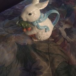 Ceramic rabbit teapot