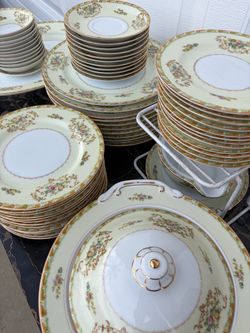 Vintage dishes