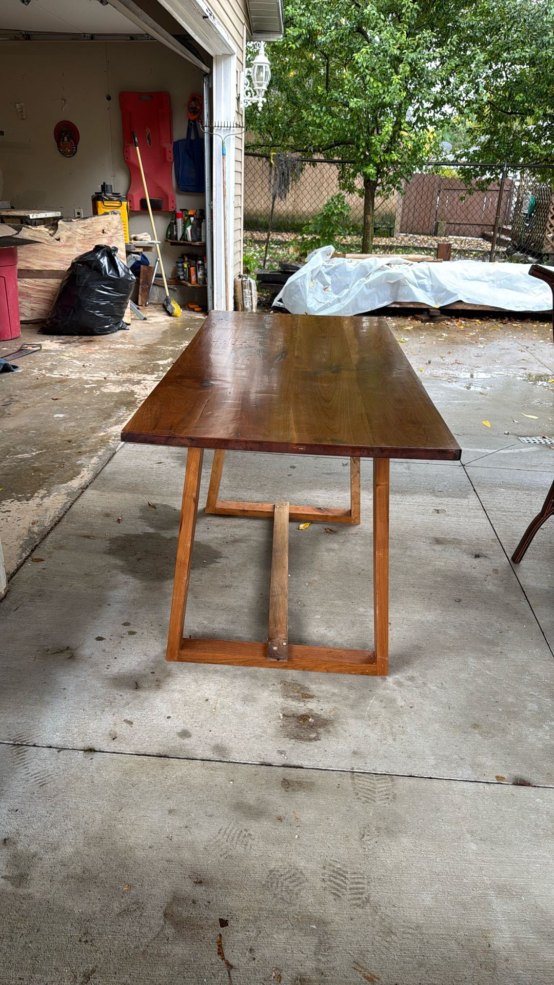 Smoll Table