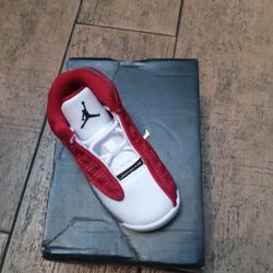 Size 6c Jordan 13