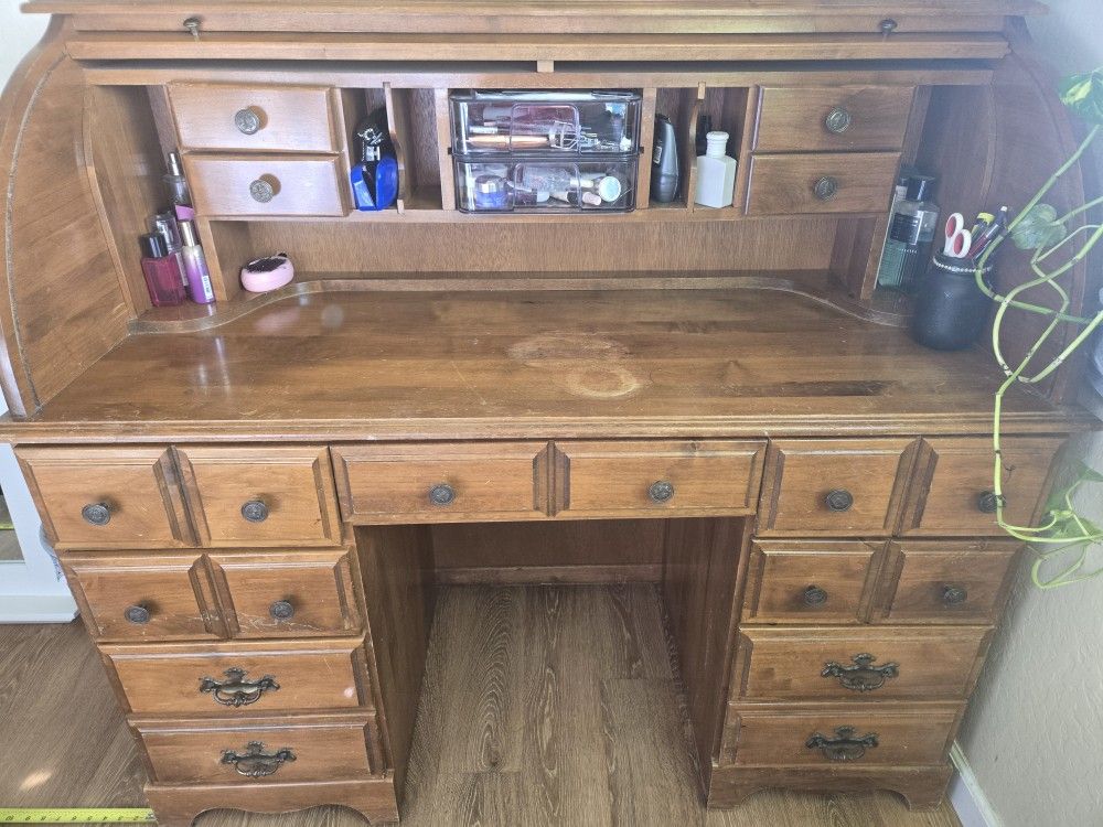 Army Antique Roll Out Desk
