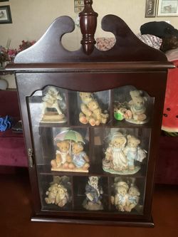 Wooden Shelf With Ceramic Dolls