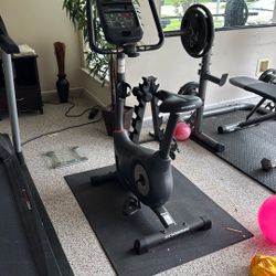 Schwinn 130 Upright Stationary Bike 