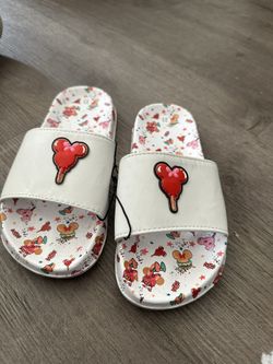 Disney Girl Slides Size 3