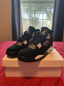 Air Jordan 4 White thunder Sz9