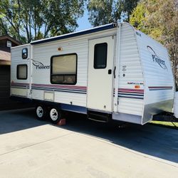 2004 Pioneer Fleetwood