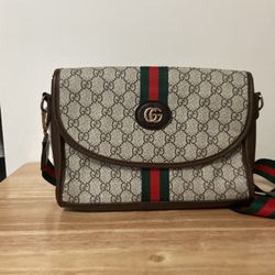 Gucci Ophidia GG Small Shoulder Bag – GG Supreme Canvas