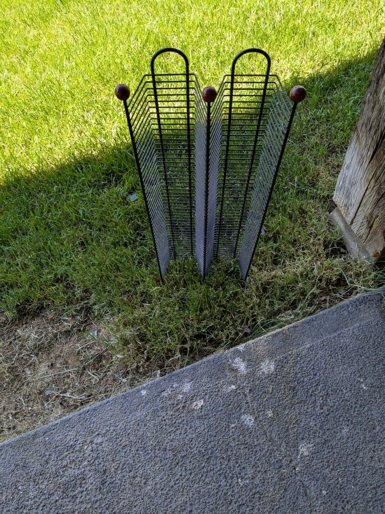 CD or DVD Holder