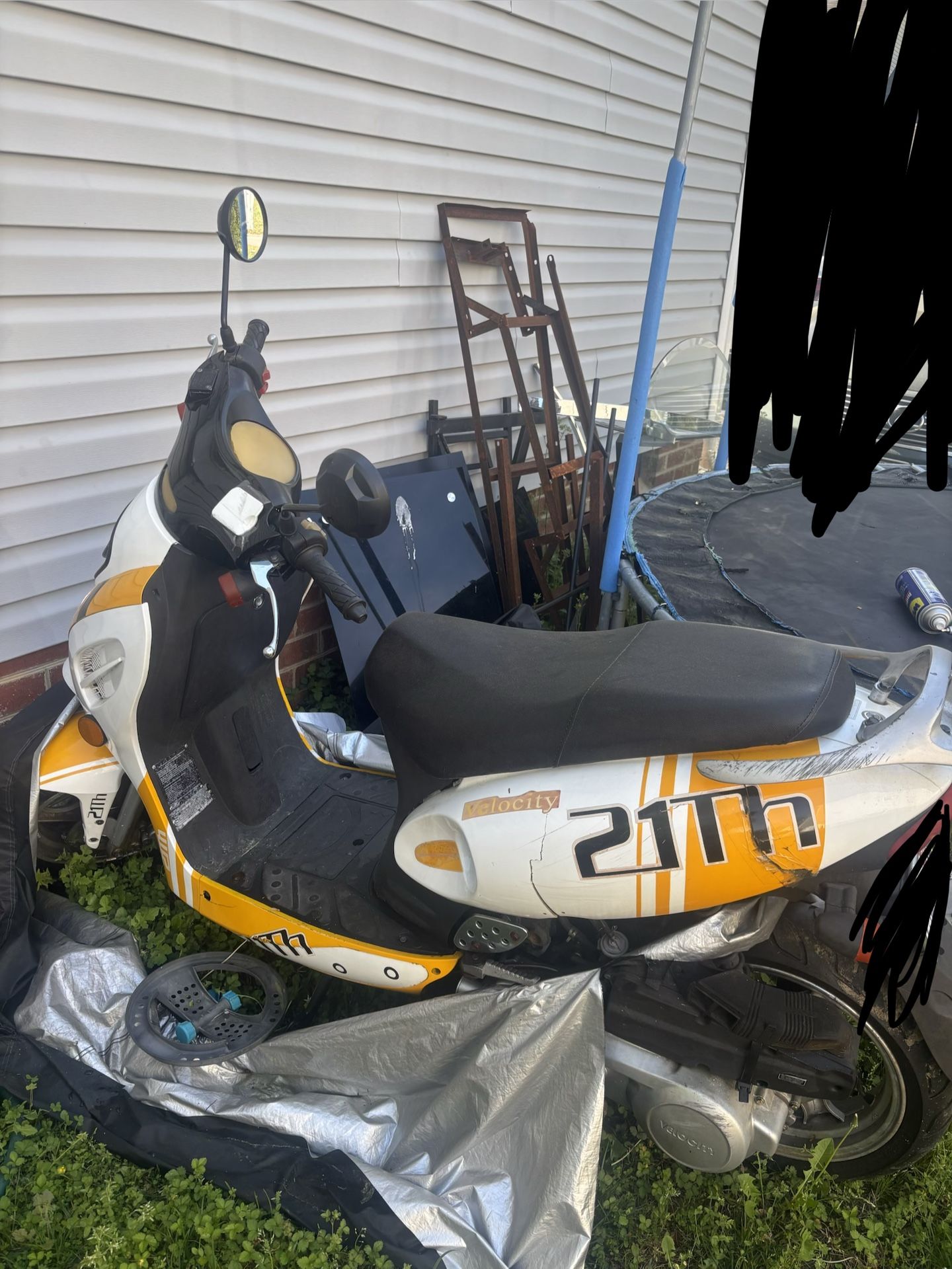 Velocity 150cc Moped