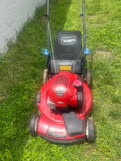 Toro self propelled lawn mower 163 cc