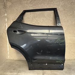 2013 - 2018 HYUNDAI SANTA FE SPORT REAR RIGHT PASSENGER SIDE DOOR SHELL OEM