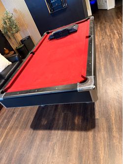 Pool table