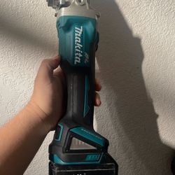 Makita Saw 
