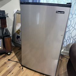 Mini Refrigerator 