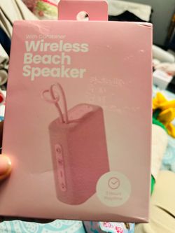 Wireless Beach Speaker with Carabiner Pink