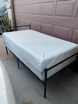 twin bed