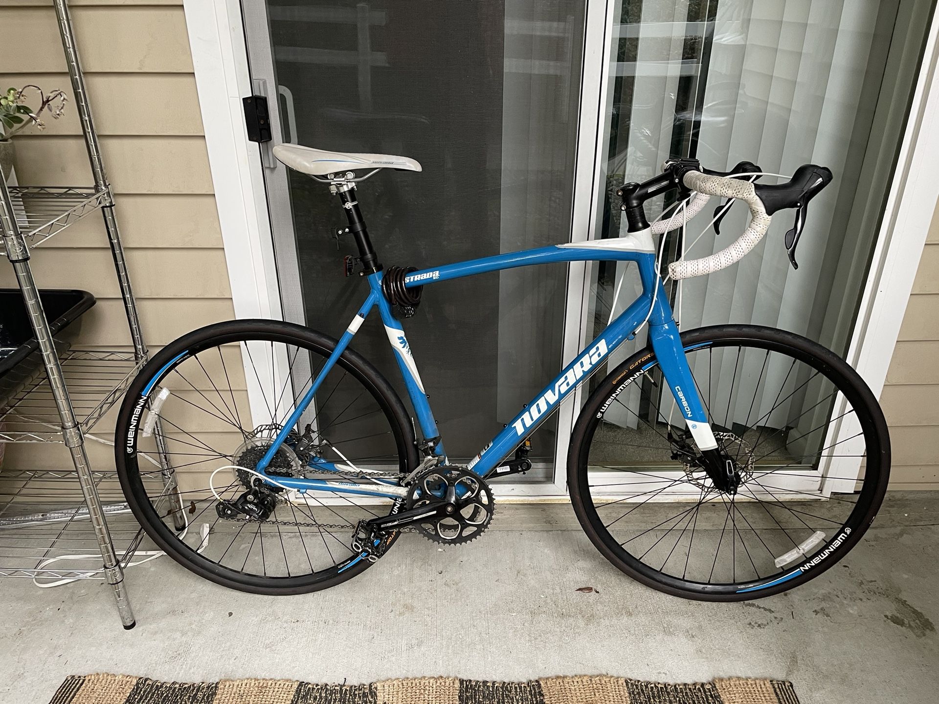 Novara Strada Road Bike